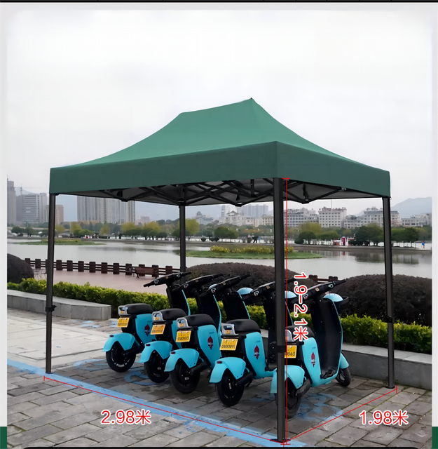 โครงเหล็กเต็นท์หลังคากลางแจ้งพิมพ์แบบกำหนดเองโฆษณาแบบกำหนดเองปรากฏขึ้นเต็นท์พร้อมโลโก้ของตัวเองเต็นท์งานแสดงสินค้า